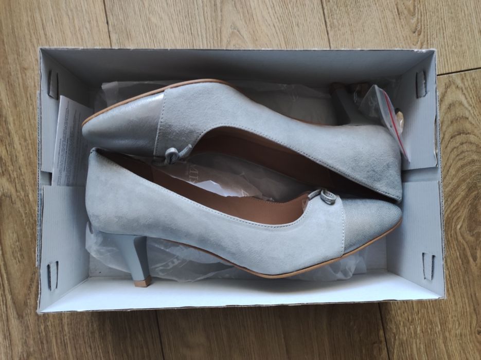 Szpilki  Emis nowe  rozmiar 39