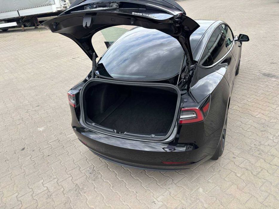 Tesla Model 3 Long Range AWD 2021 82.5 kw