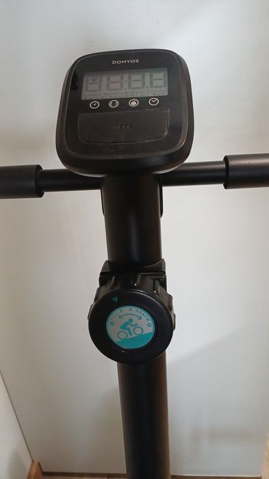 Bicicleta Estática ESSENTIAL DOMYOS