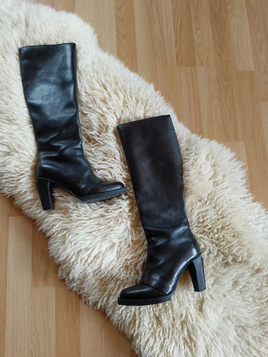 Трендові жіночі шкіряні чоботи труби  Braska (дизайн kamenskakononova)