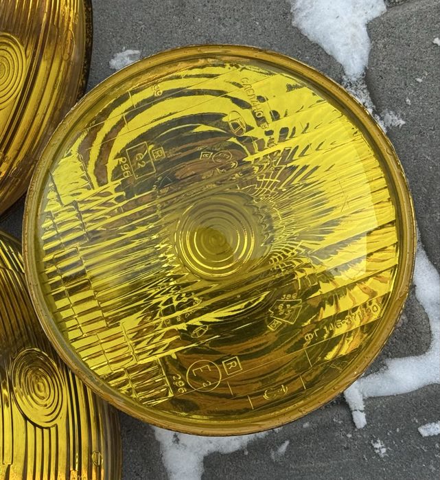 Желтые фары ваз 2103/06 1шт