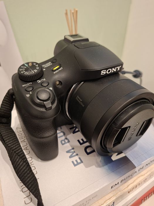 Sony Cyber-shot DSC-HX300 – 20.4MP – Zoom
