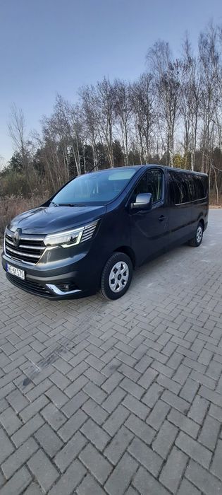 Wynajem NOWEGO BUSA 9 0sobowego Renault Trafic  LONG 2025r.