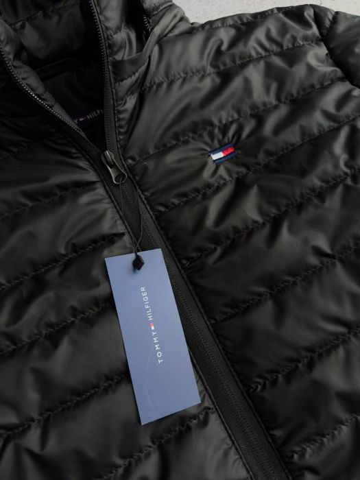 Чоловіча демісезонна куртка Tommy Hilfiger з капюшоном, чорна, розміри S, M, L, XL, XXL, 3XL