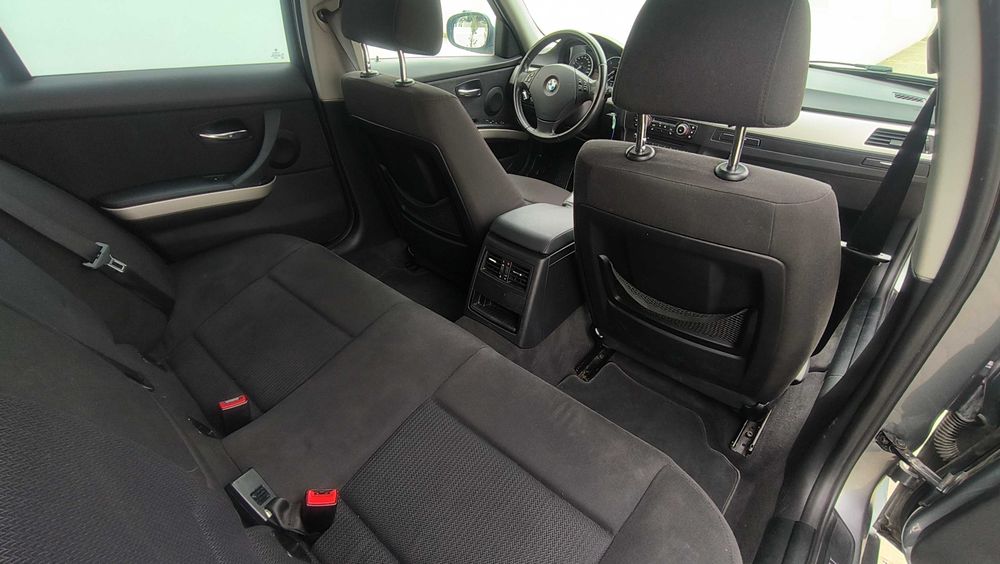 Carrinha BMW 320d Touring 184cv