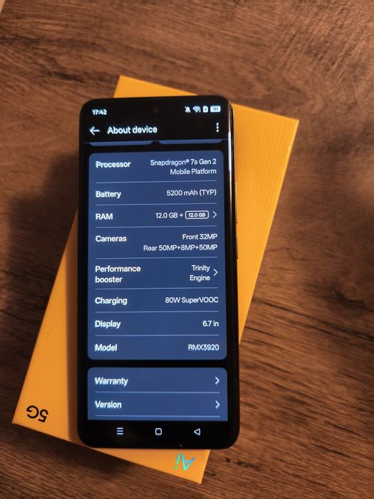 Realme 13 pro+ 5 g 12/256
