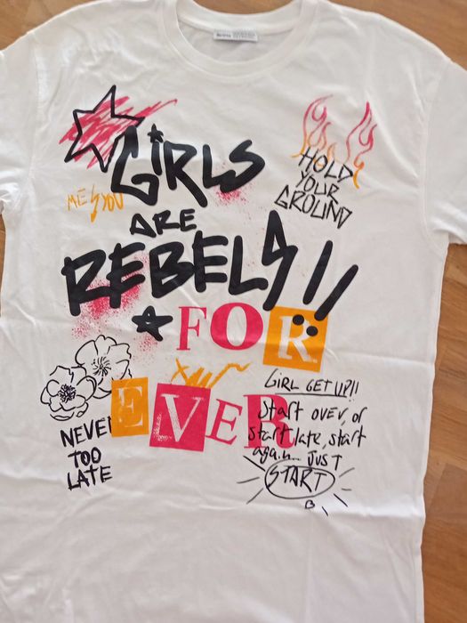 T-shirt branca estampada Bershka –  como nova