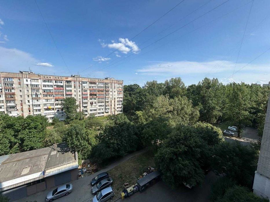 2-кімнатна квартира з ремонтом | Стрийська | Цегляний будинок | 52 м² | 2 балкони