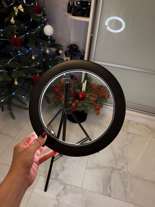 Штатив + кільцева лампа