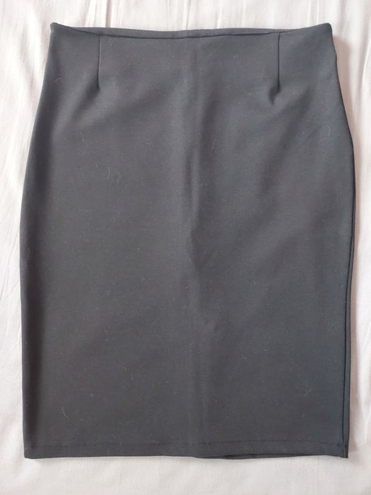 Spódnica ołówkowa rozmiar L czarna