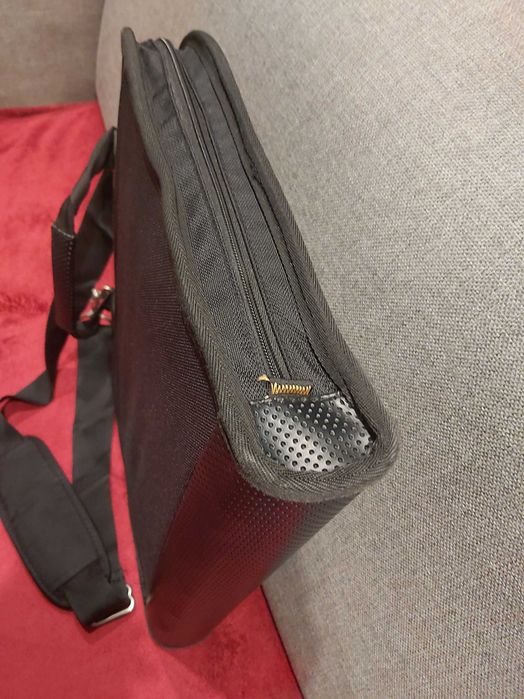 Torba SAMSONITE TOP LOAD CA na laptopa 15,6 cala, pianka foam, lekka