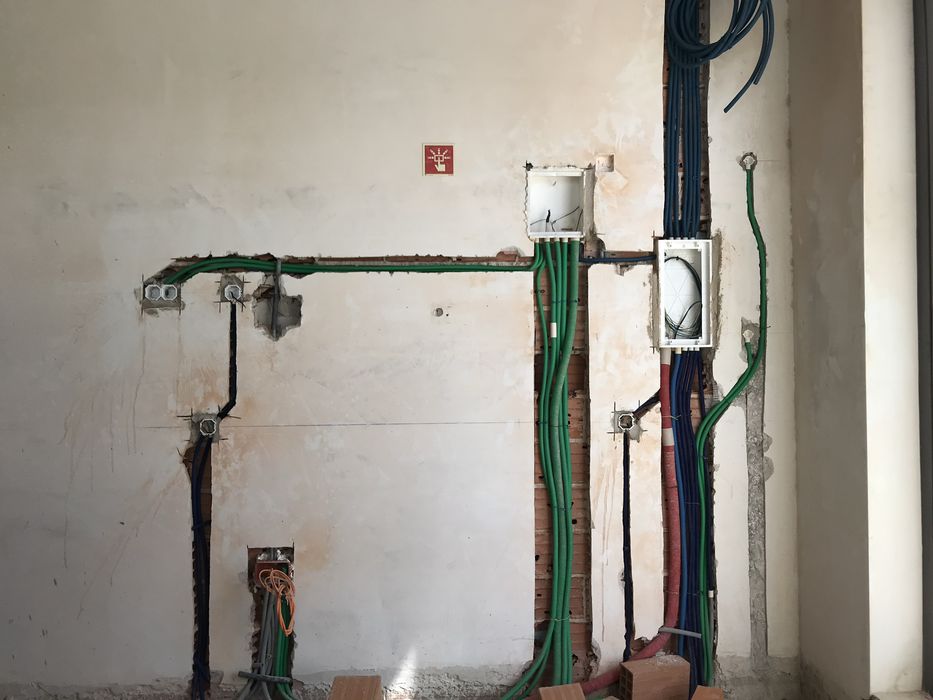 Serviços Electricidade tecnico cardenciado