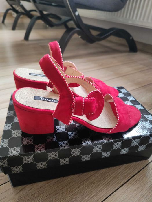 Buty damskie sandałki czerwone