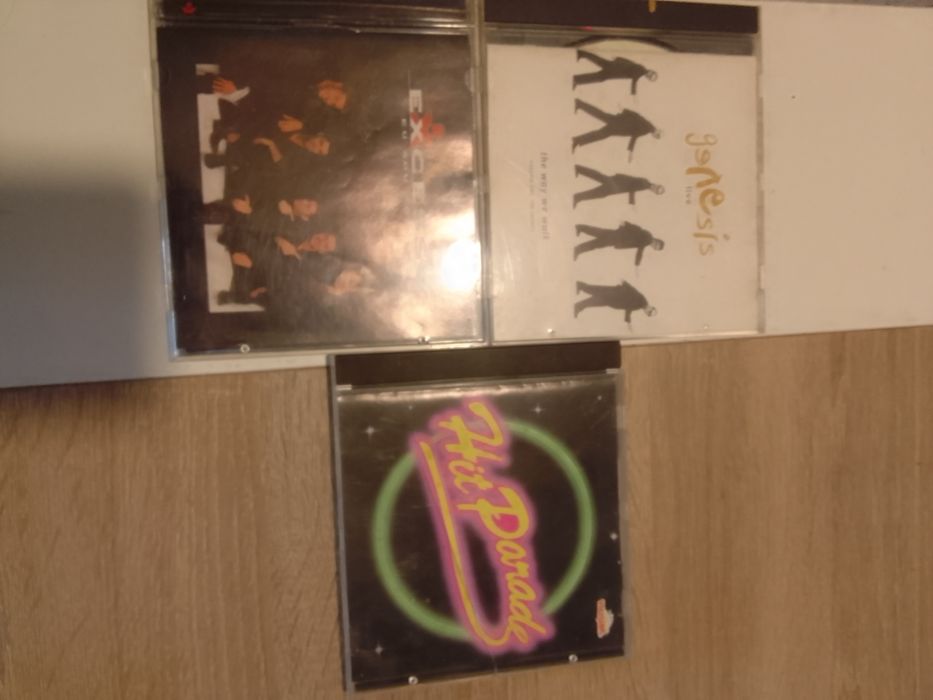 17 CDs variados diversos