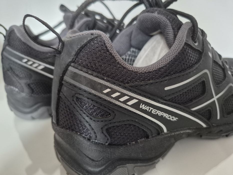 Chłopięce buty trekkingowe Regatta Vendeavour rozm. 40 Wodoodporne