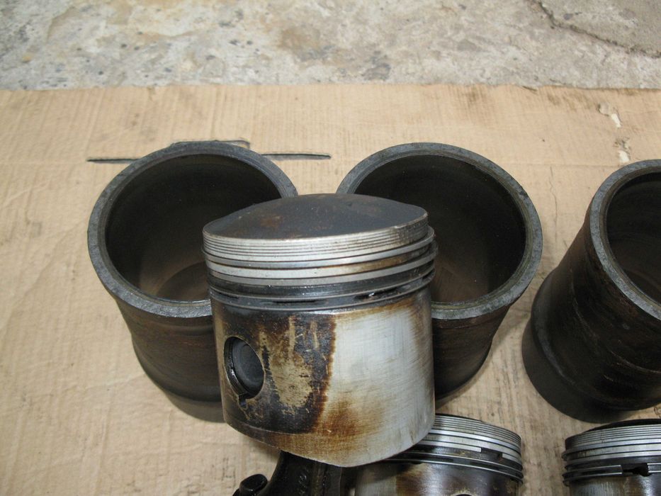 Поршневая москвич 412