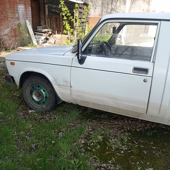 Продам  автомобиль  ИЖ