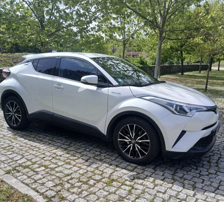 Toyota    C - H R