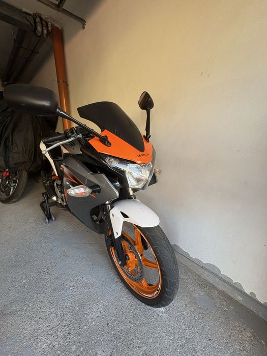 Honda cbr 125 jc50