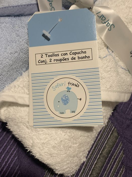 Conjunto de 2 toalhas com capuz bebé (Novo)