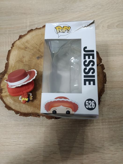 Funko pop Jessie zniszczone na customa