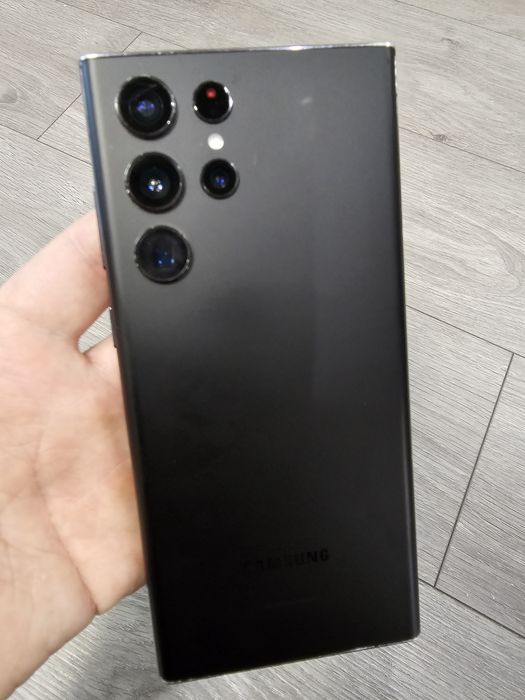 Samsung galaxy s22 ultra 12/256