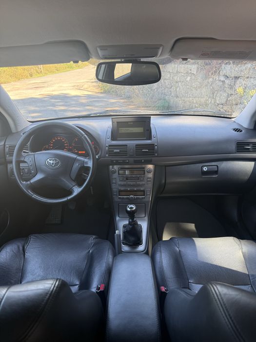 Toyota Avensis SW — fotografia 5