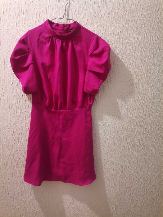 Vestido mangas tipo balão