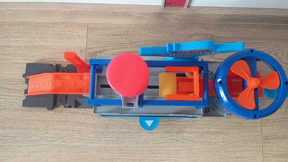 Myjnia hot wheels