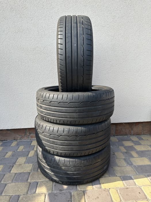 Резина Шини 225 45 R19 Dunlop Sport Maxx