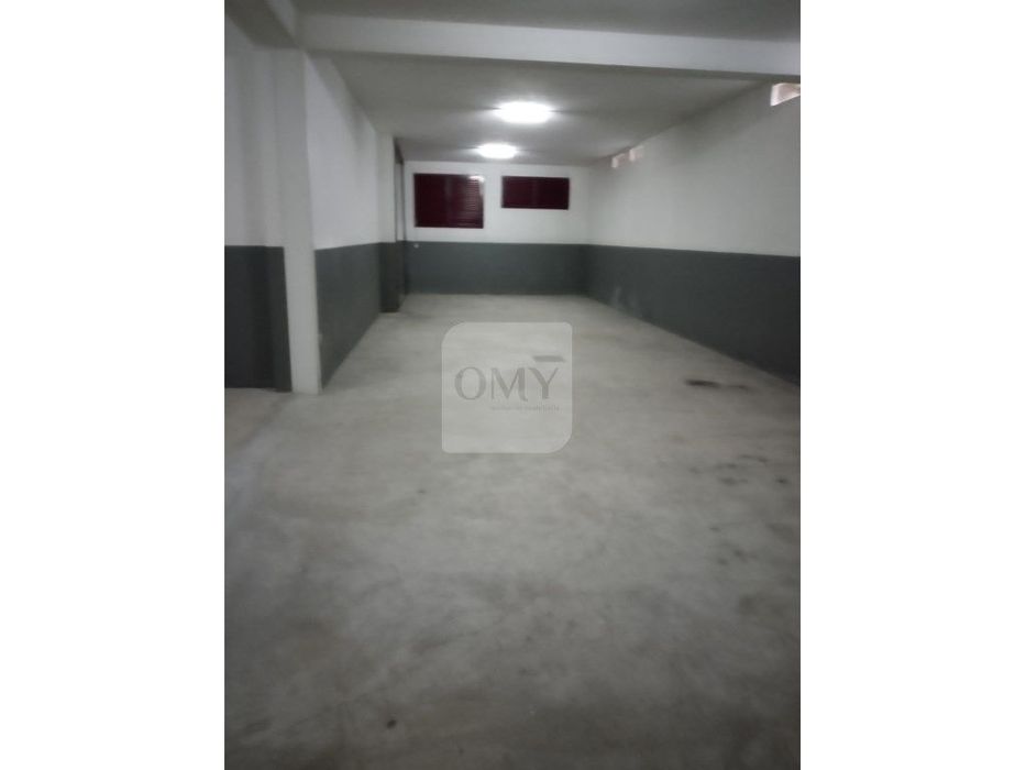 Garagem Fechada com 71 m2 na Rua Dom Afonso III em Vila Real