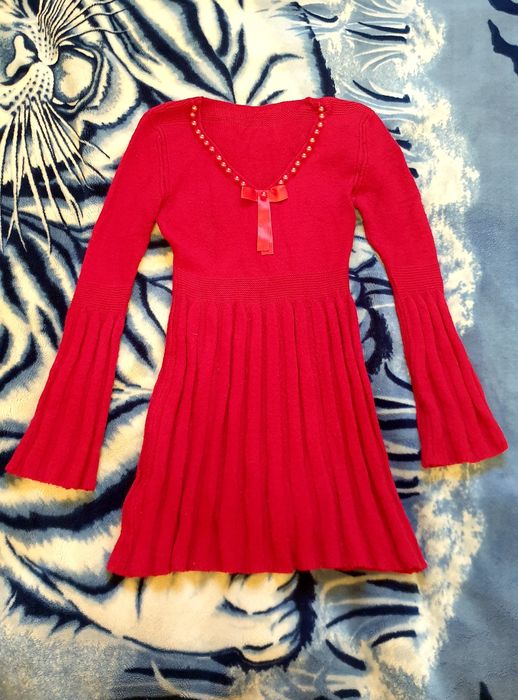 Продам платья тёплые