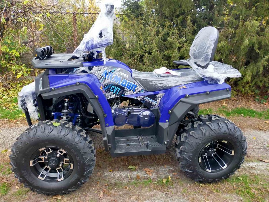 Продам квадроцикл новый