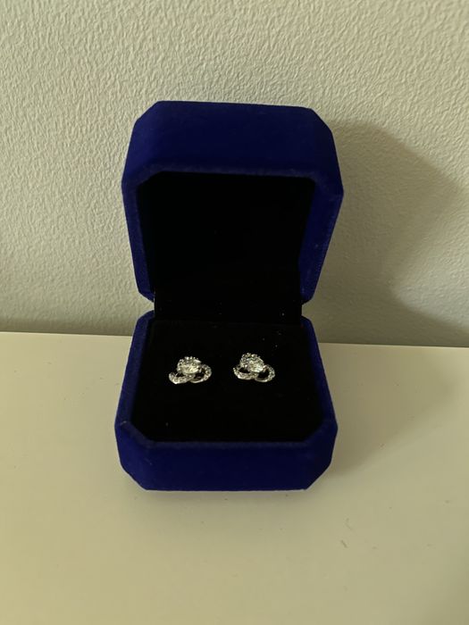 Kolczyki  bardzo blyszczace (2x0.5carat)