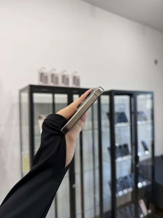 Telefon iPhone 16 PRO MAX 256GB Szary Apple Gwarancja iTrade
