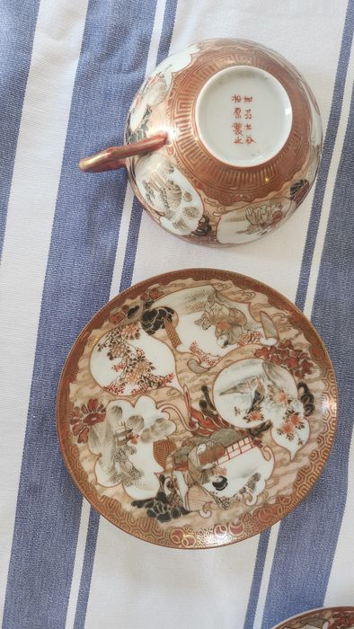 Serviço de chá de porcelana