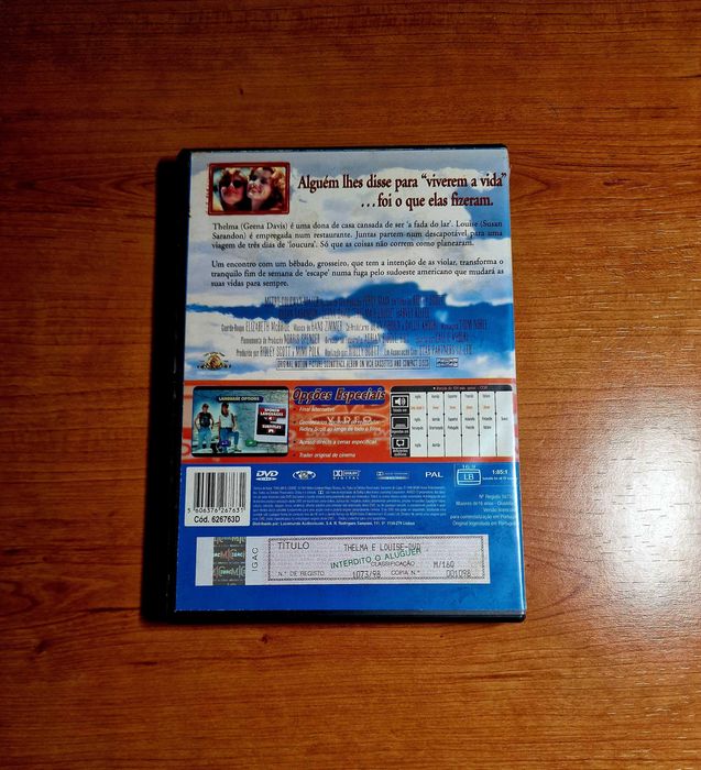 THELMA e LOUISE (Ridley Scott) Susan Sarandon /Geena Davis/Brad Pitt