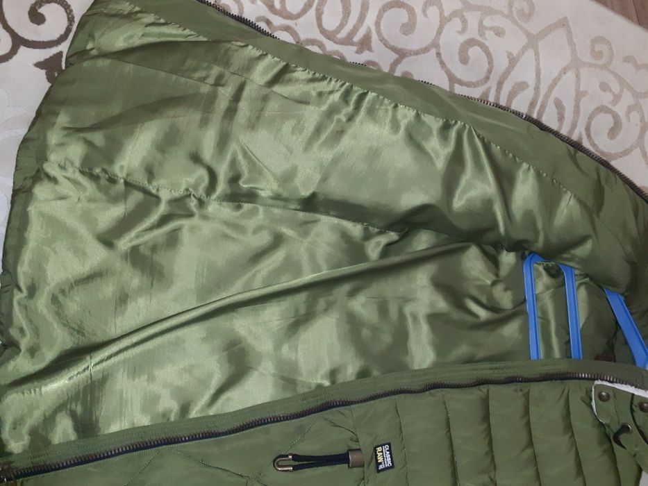 Зимова куртка,жіноча