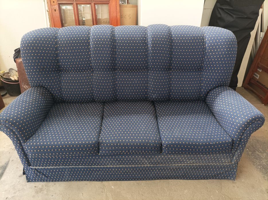Sofá Cama Azul de Tecido Reforçado