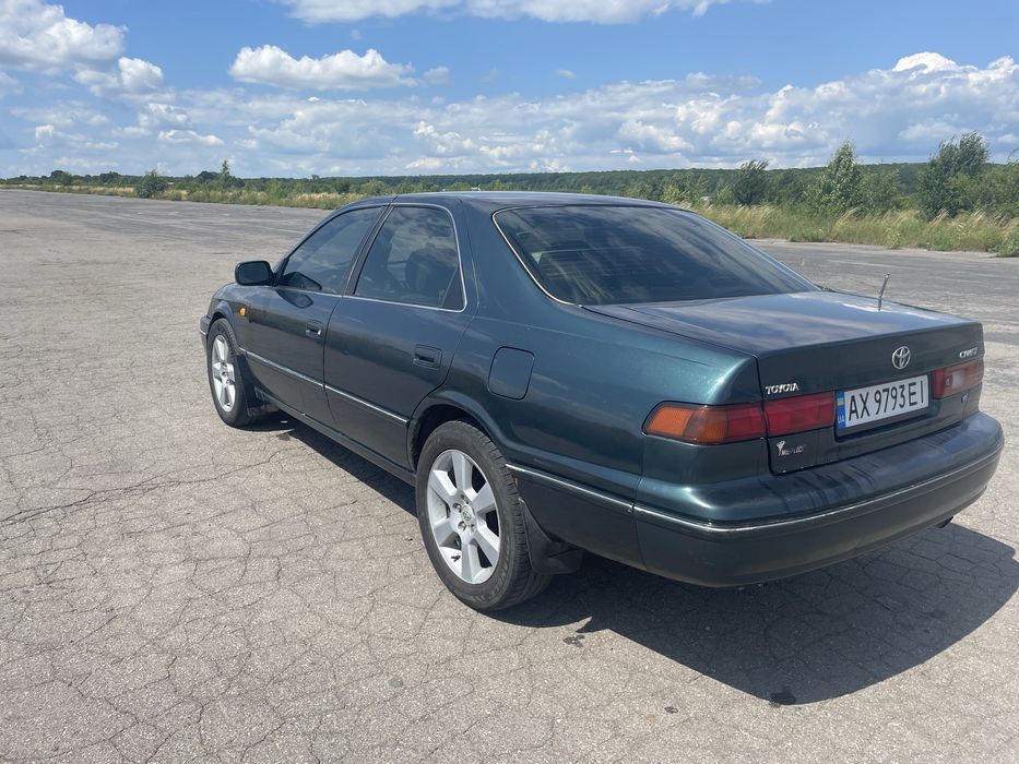Toyota camry 20 3.0 газ-бензин