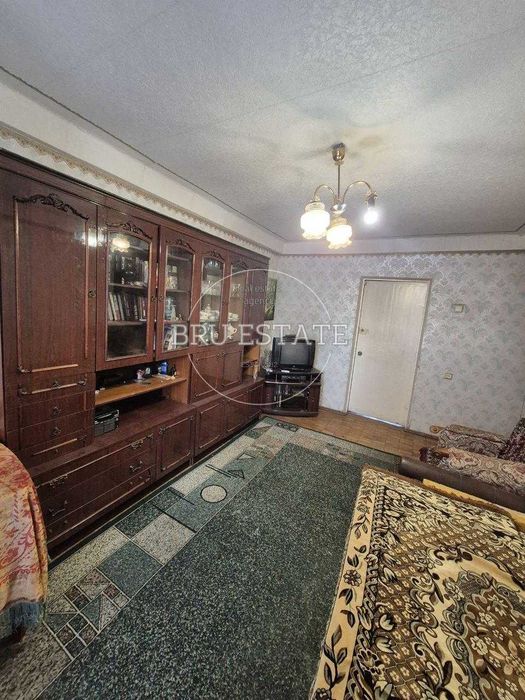 Продам 3к квартиру Березняки Миколайчука 13 поряд Русановка Набережна каналу