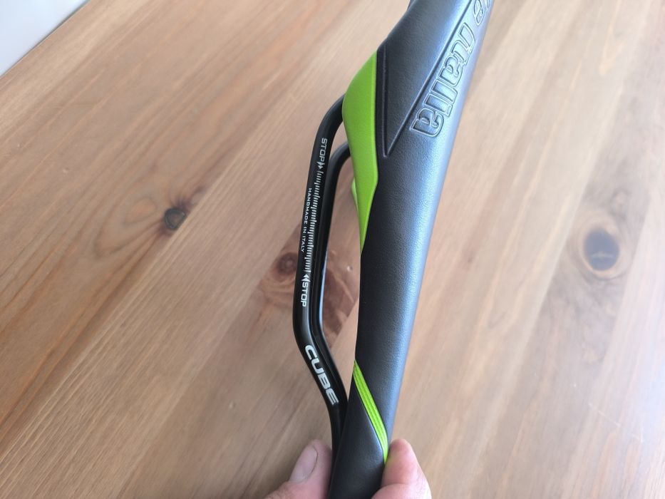 Selim Selle Itália Original de uma bicicleta Cube