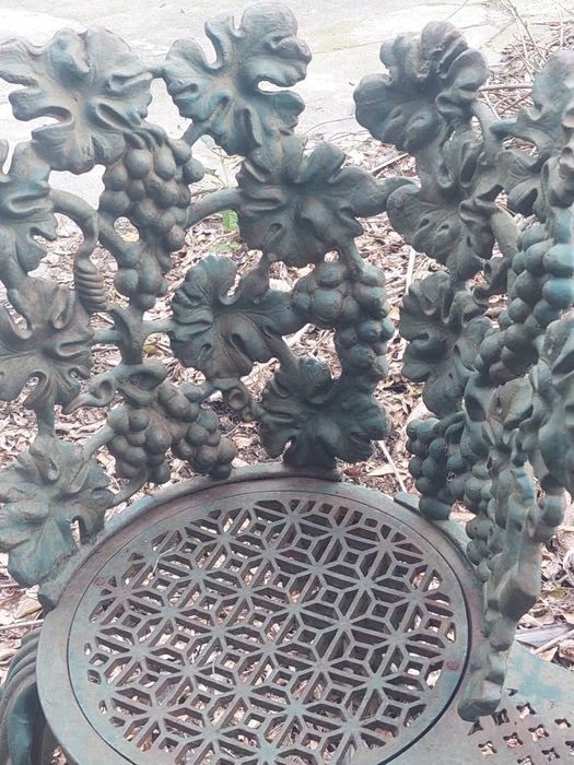 Banco de jardim em ferro - Namoradeira