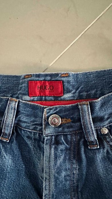 Hugo Boss 32/32 Spodnie Piękne