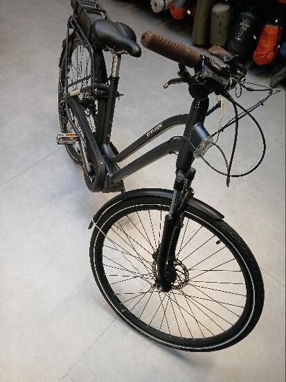 BICICLETA ELÉTRICA DE CIDADE ELOPS 940 E DE QUADRO BAIXO