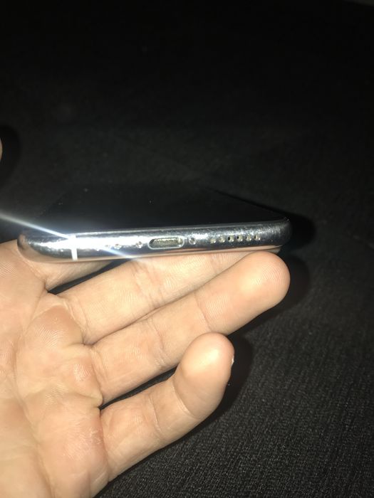 Iphone xs              .