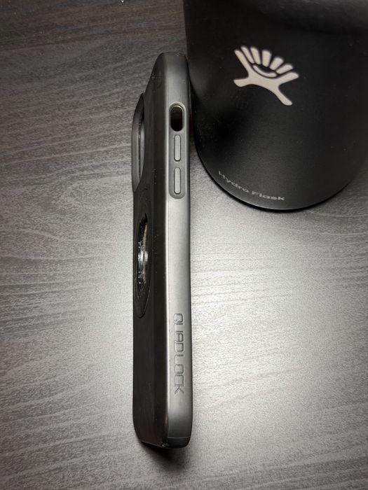 Capa iPhone 13 Pro Max Quad Lock Magcase