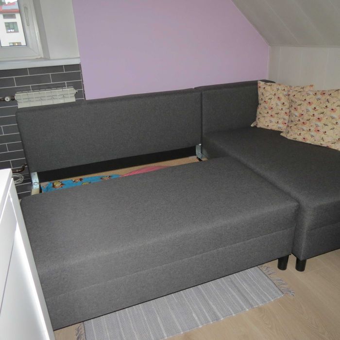 sofa rozkładana młodzieżowa rogowa IKEA