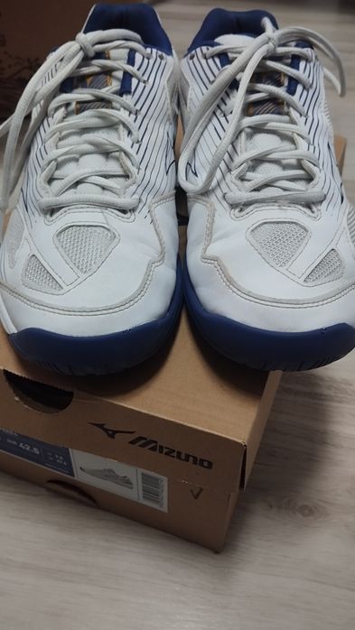 Halówki Mizuno Cyclone Speed 4 rozm. 42,5 buty do siatkówki