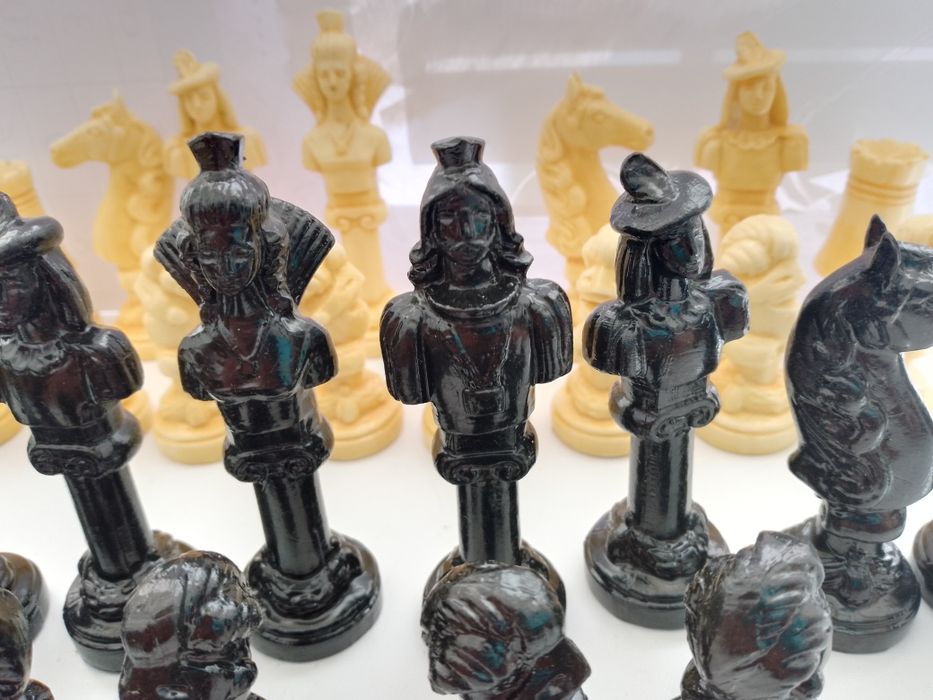 Фигурки Шахматы деревянные итк  СССР 29.5 на 29